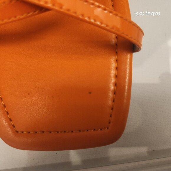 Michael Kors "Imani" Heeled Sandals. Apricot. NIB. Size 9. - Picture 12 of 12